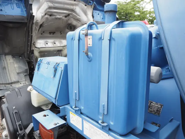 いすゞ フォワード LKG-FTR90S2(2WD)の写真34