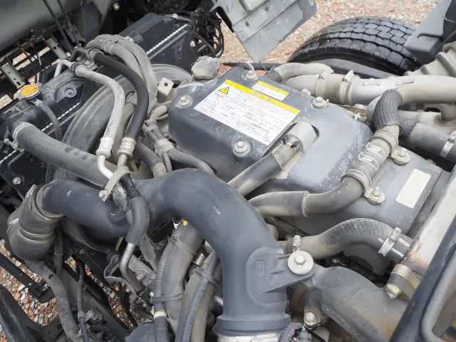 いすゞ フォワード LKG-FTR90S2(2WD)の写真38