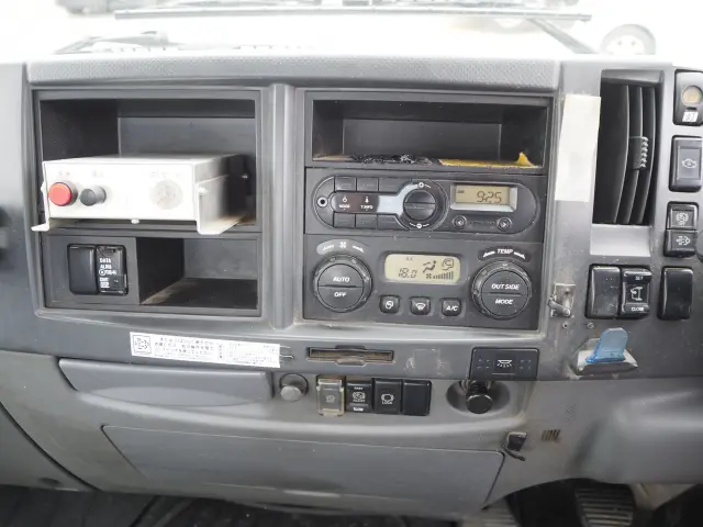 いすゞ フォワード LKG-FTR90S2(2WD)の写真46