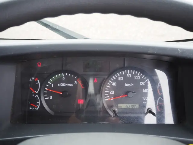 いすゞ フォワード LKG-FTR90S2(2WD)の写真50