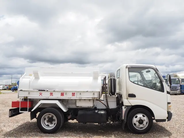 トヨタ ダイナ PB-XZU301(2WD)の写真6