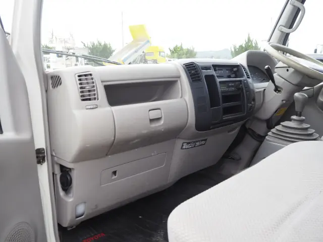 トヨタ ダイナ PB-XZU301(2WD)の写真39