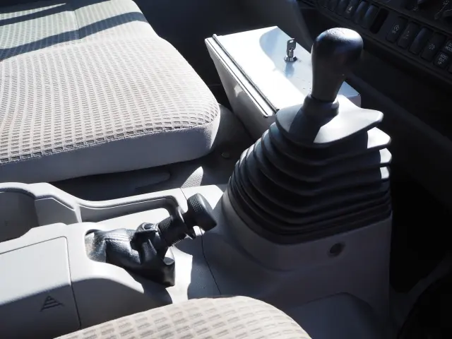 日野 デュトロ 2KG-XZU720M(2WD)の写真42