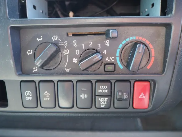 日野 デュトロ 2KG-XZU720M(2WD)の写真47