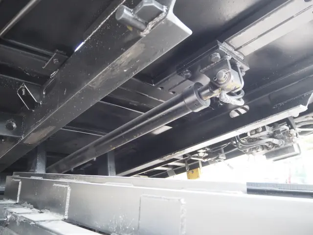 三菱 キャンター PDG-FE83DY(2WD)の写真15