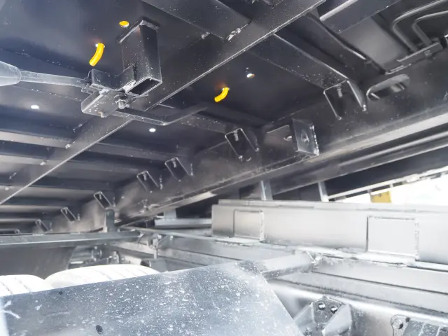 三菱 キャンター PDG-FE83DY(2WD)の写真19