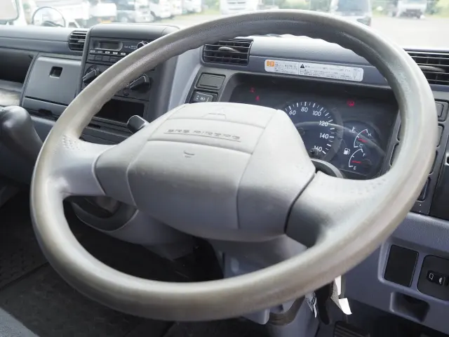 三菱 キャンター PDG-FE83DY(2WD)の写真44