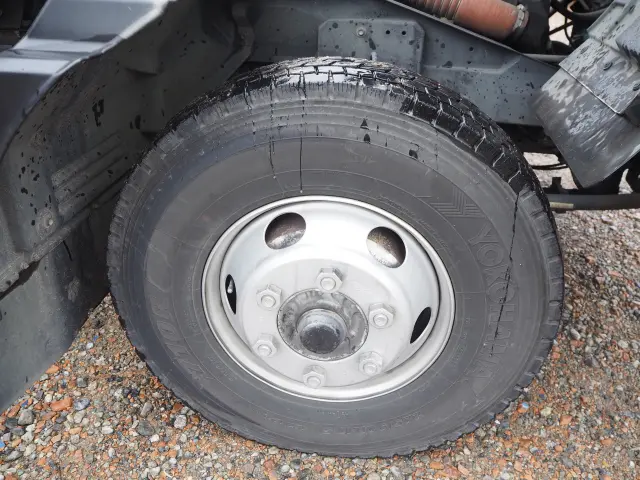 いすゞ フォワード TKG-FRR90S2(2WD)の写真19