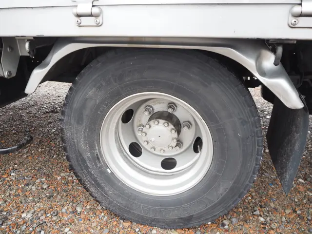 いすゞ フォワード TKG-FRR90S2(2WD)の写真27