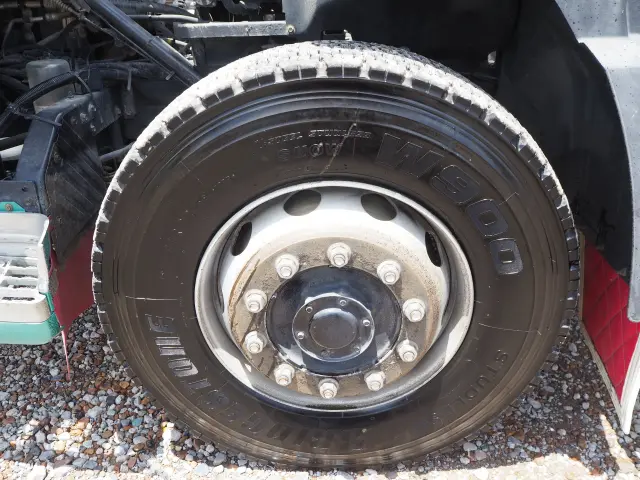 UD クオン QKG-CW5XL(6x4)の写真38