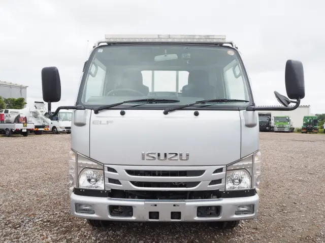 いすゞ エルフ 2RG-NKR88R(2WD)の写真8