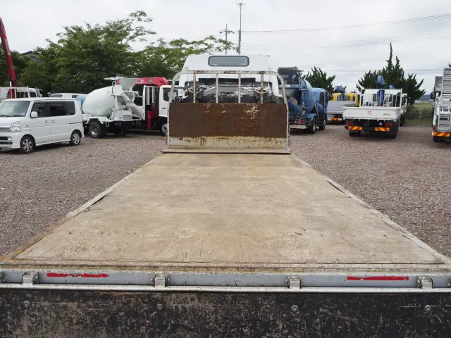 いすゞ エルフ 2RG-NKR88R(2WD)の写真10
