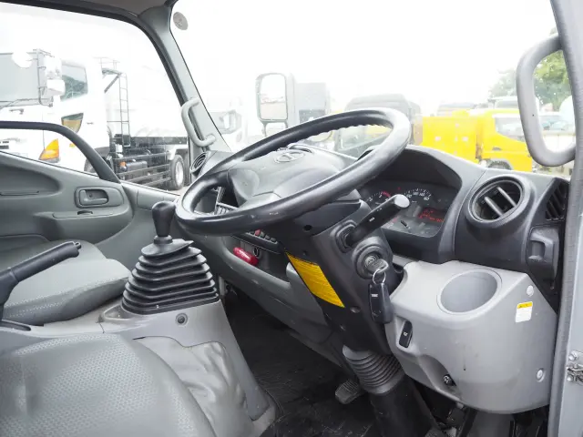 日野 デュトロ SKG-XZU685M(4WD)の写真43