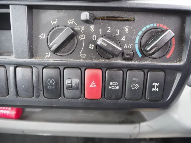 日野 デュトロ SKG-XZU685M(4WD)の写真47