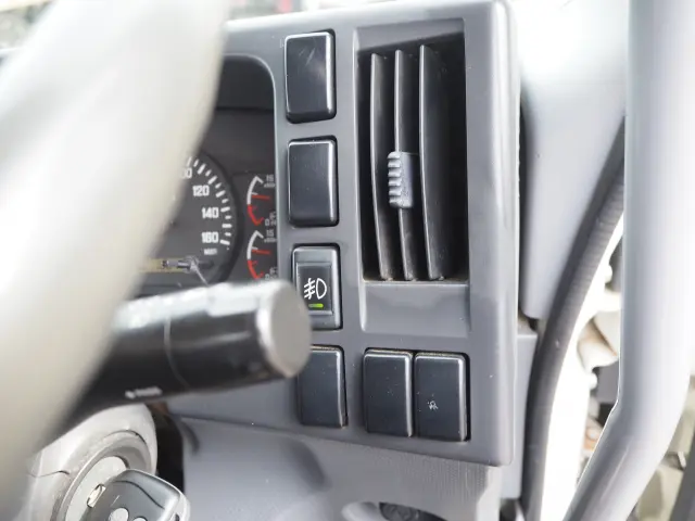いすゞ フォワード SKG-FRR90S2(2WD)の写真47