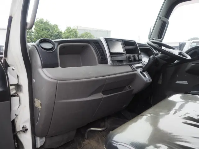 三菱 キャンター TPG-FEA80(2WD)の写真36