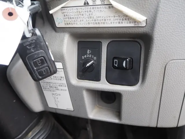 三菱 キャンター TPG-FEA80(2WD)の写真43