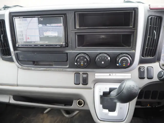 三菱 キャンター TPG-FEA80(2WD)の写真44