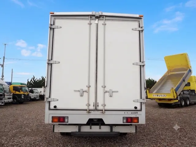 三菱 キャンター PDG-FE84DV(2WD)の写真4