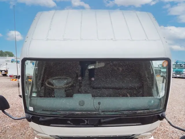 三菱 キャンター PDG-FE84DV(2WD)の写真10