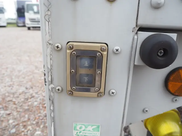 三菱 キャンター PDG-FE84DV(2WD)の写真23
