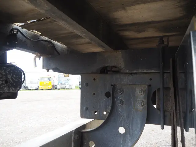三菱 ファイター 2KG-FK61F(2WD)の写真27