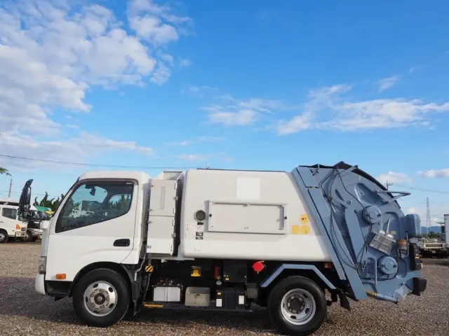 日野 デュトロ TPG-XZU600X(2WD)の写真2