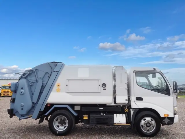 日野 デュトロ TPG-XZU600X(2WD)の写真6