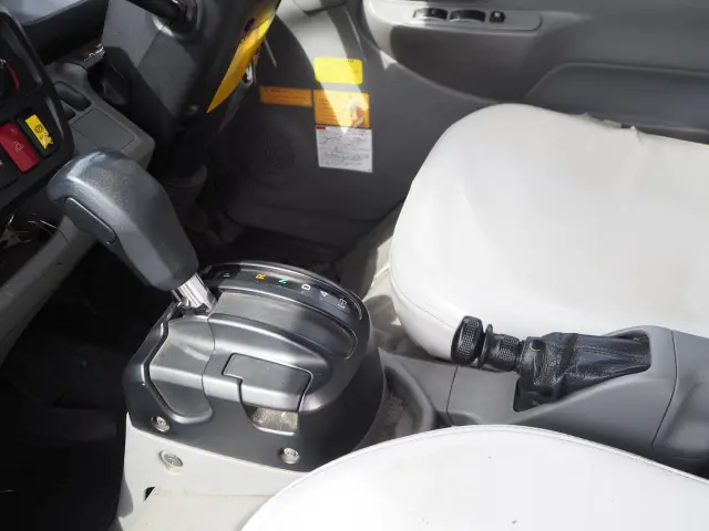 日野 デュトロ TPG-XZU600X(2WD)の写真41