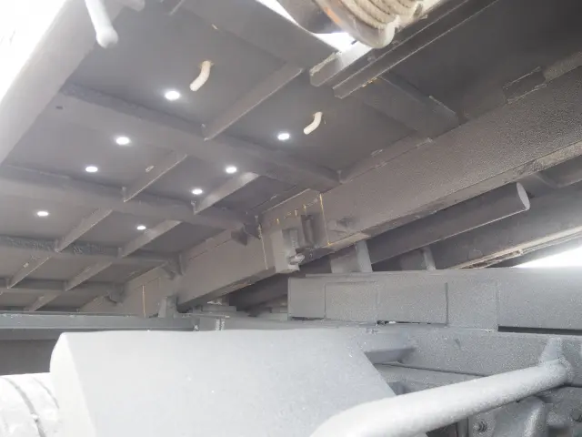 三菱 キャンター TPG-FEB90(2WD)の写真19
