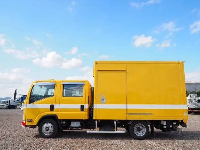 いすゞ フォワード TKG-NPR85AN(2WD)の写真2
