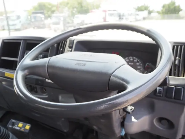 いすゞ フォワード SKG-FRR90S1(2WD)の写真45