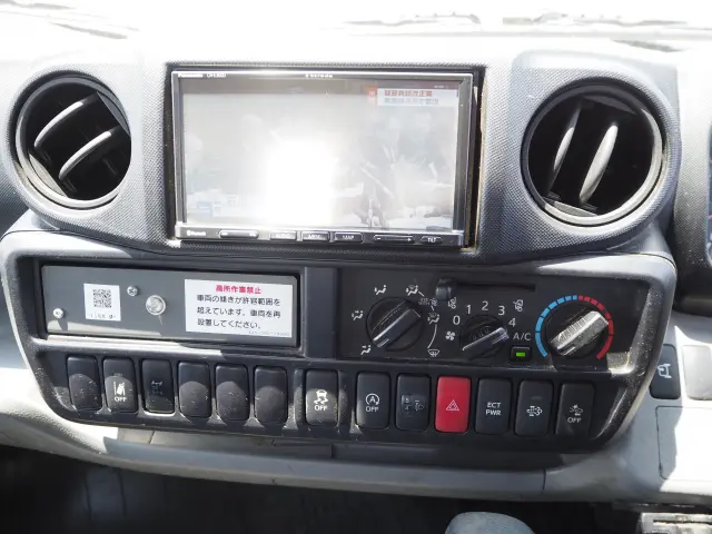 日野 デュトロ TPG-XZU600X(2WD)の写真46
