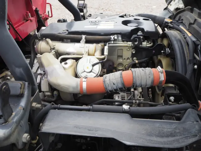 いすゞ エルフ BKG-NPR85AR(2WD)の写真16
