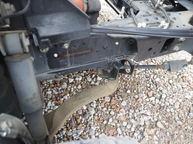 いすゞ エルフ BKG-NPR85AR(2WD)の写真17