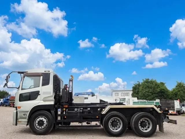 ＵＤ クオン LDG-CW5XL(6x4)の写真2