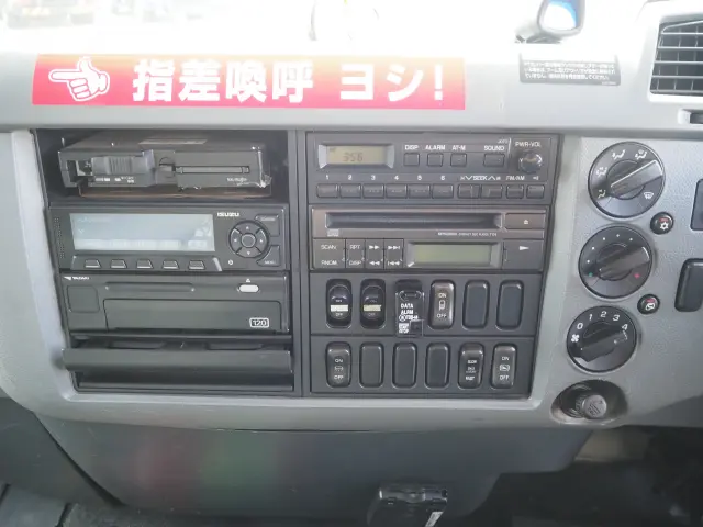 三菱 ファイター PJ-FM62FZ(2WD)の写真44