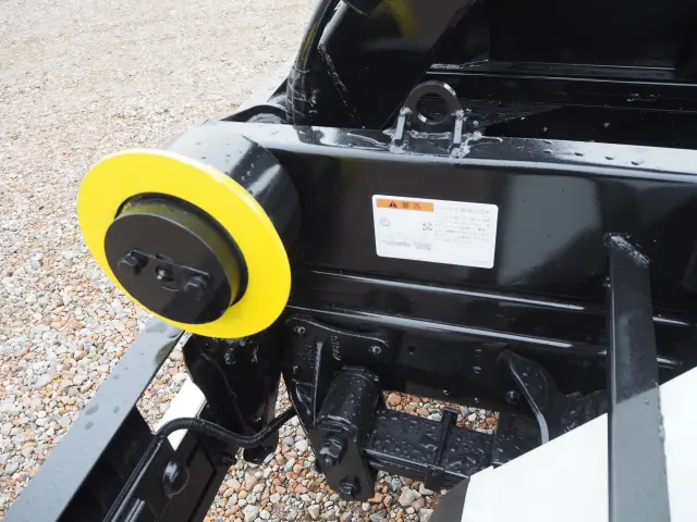 いすゞ エルフ BDG-NKR85N(2WD)の写真20
