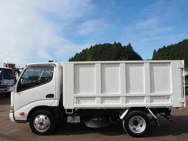 日野 デュトロ TKG-XZU675T(4WD)の写真2