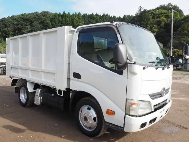 日野 デュトロ TKG-XZU675T(4WD)の写真7
