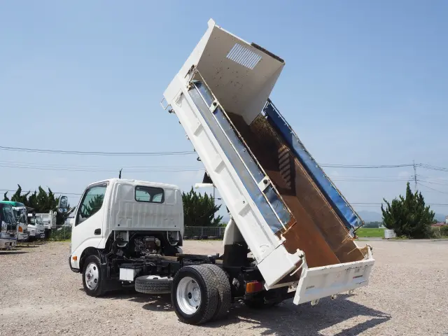 日野 デュトロ TKG-XZU675T(4WD)の写真11