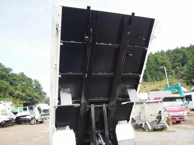 日野 デュトロ TKG-XZU675T(4WD)の写真12
