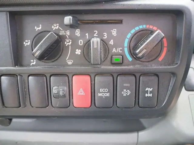日野 デュトロ TKG-XZU675T(4WD)の写真47