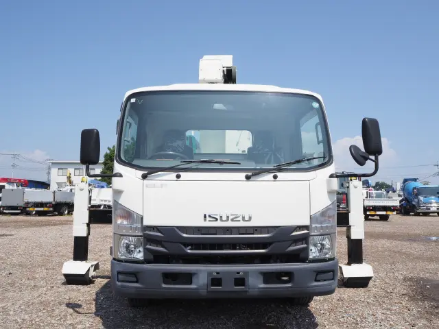 いすゞ エルフ TKG-NPR85YN(2WD)の写真8