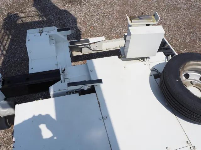 いすゞ エルフ TKG-NPR85YN(2WD)の写真9