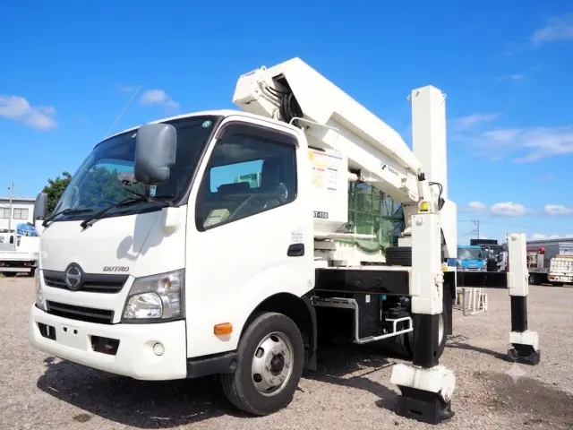 日野 デュトロ TKG-XZU700X(2WD)の写真1