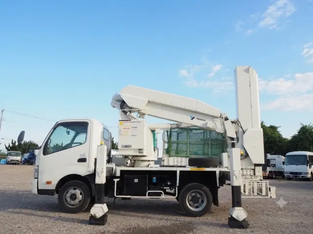 日野 デュトロ TKG-XZU700X(2WD)の写真2