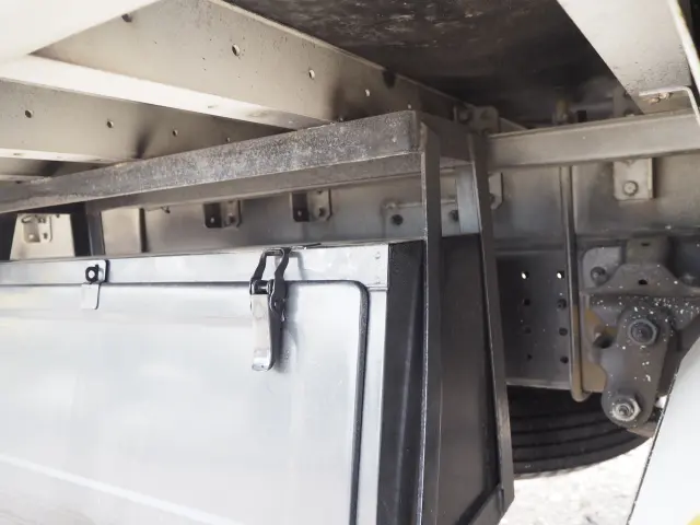 三菱 キャンター 2RG-FED90(2WD)の写真27