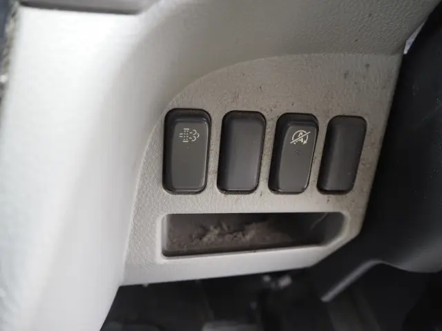 三菱 キャンター 2RG-FED90(2WD)の写真48