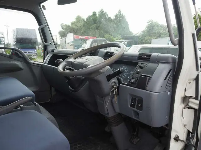三菱 キャンター PDG-FE83DY(2WD)の写真40